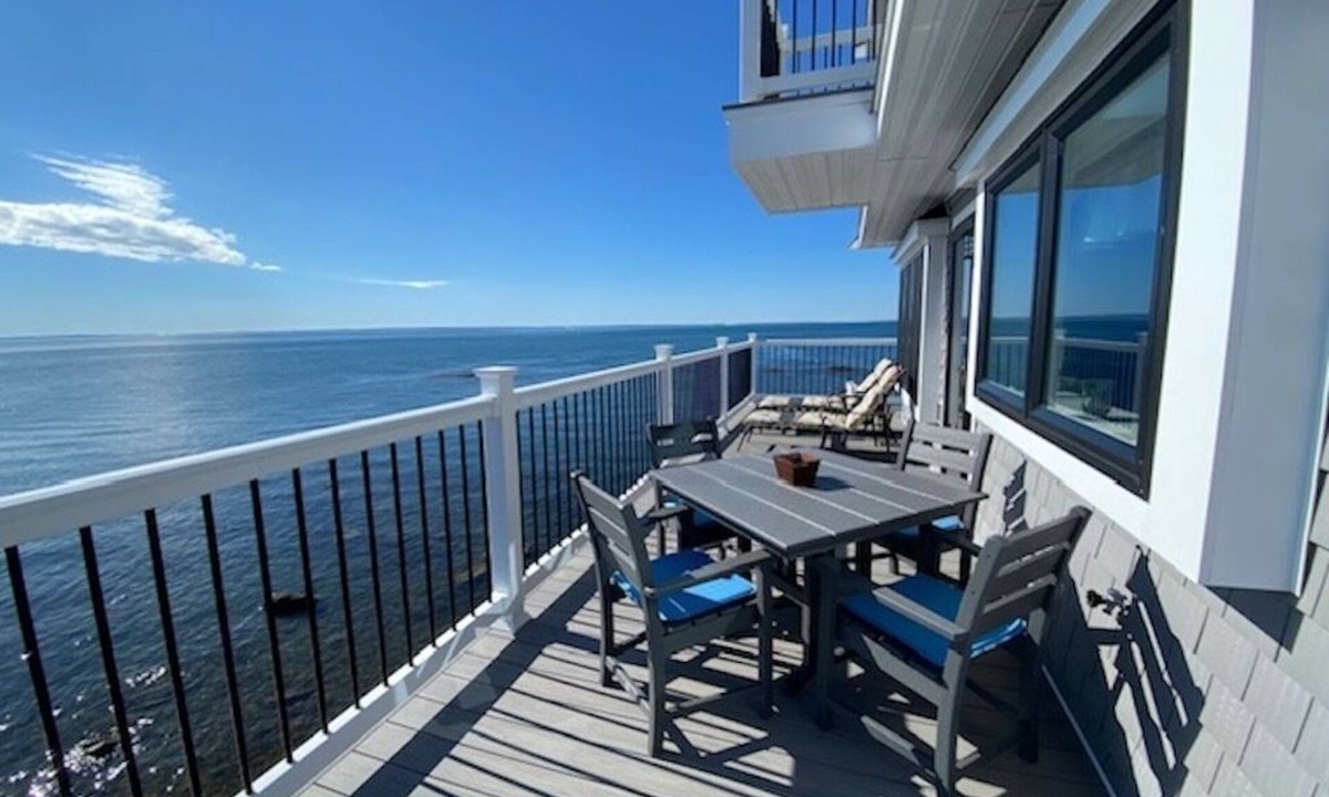 Wilburs Point House | 2-bedroom ocean-front Fairhaven home overlooking Buzzards Bay