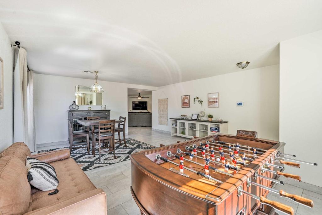 Terracita House | 2 Mi to State Farm Stadium! Family-Friendly Home
