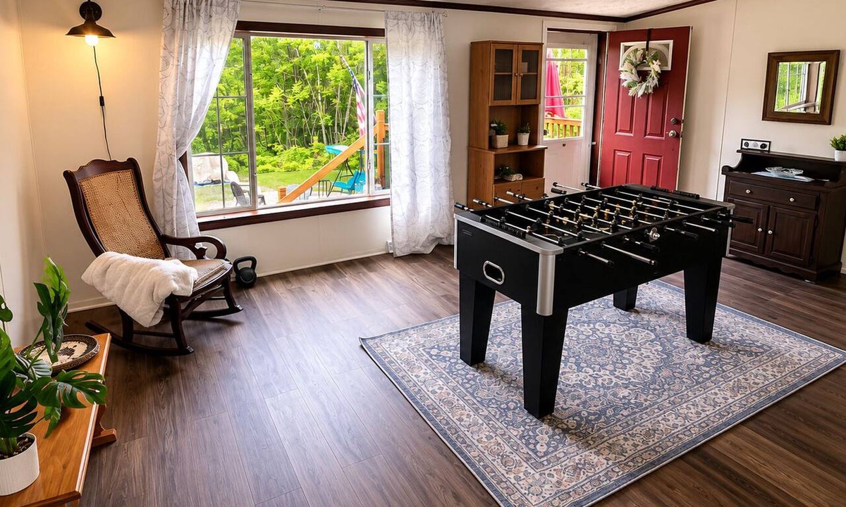 Stockton Springs House | 3 BR/2 bath Family/Pet friendly home central to Belfast, Bangor & Bar Harbor