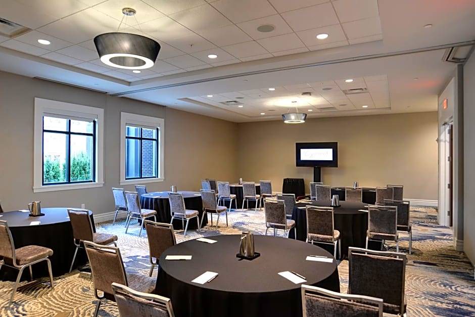 Grandview Heights Hotel | 3-Star Hotel ∙ Courtyard by Marriott Columbus OSU