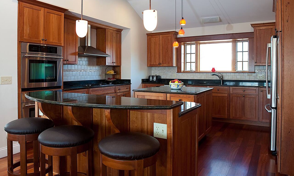 Kenyon House | 30% Discount for Sept 1-8! Private Waterfront Home w Large Decks & Great Views