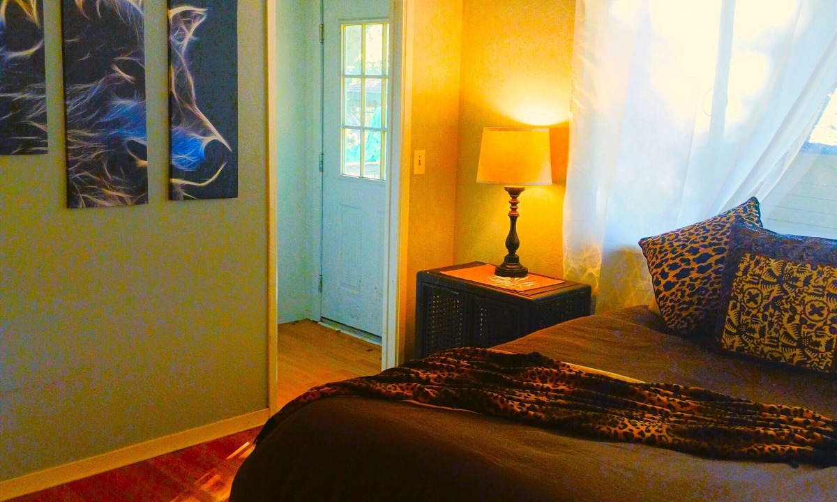 Los Gatos Cabin | 3BR Cabin available in Lupin Lodge, Los Gatos naturist resort.