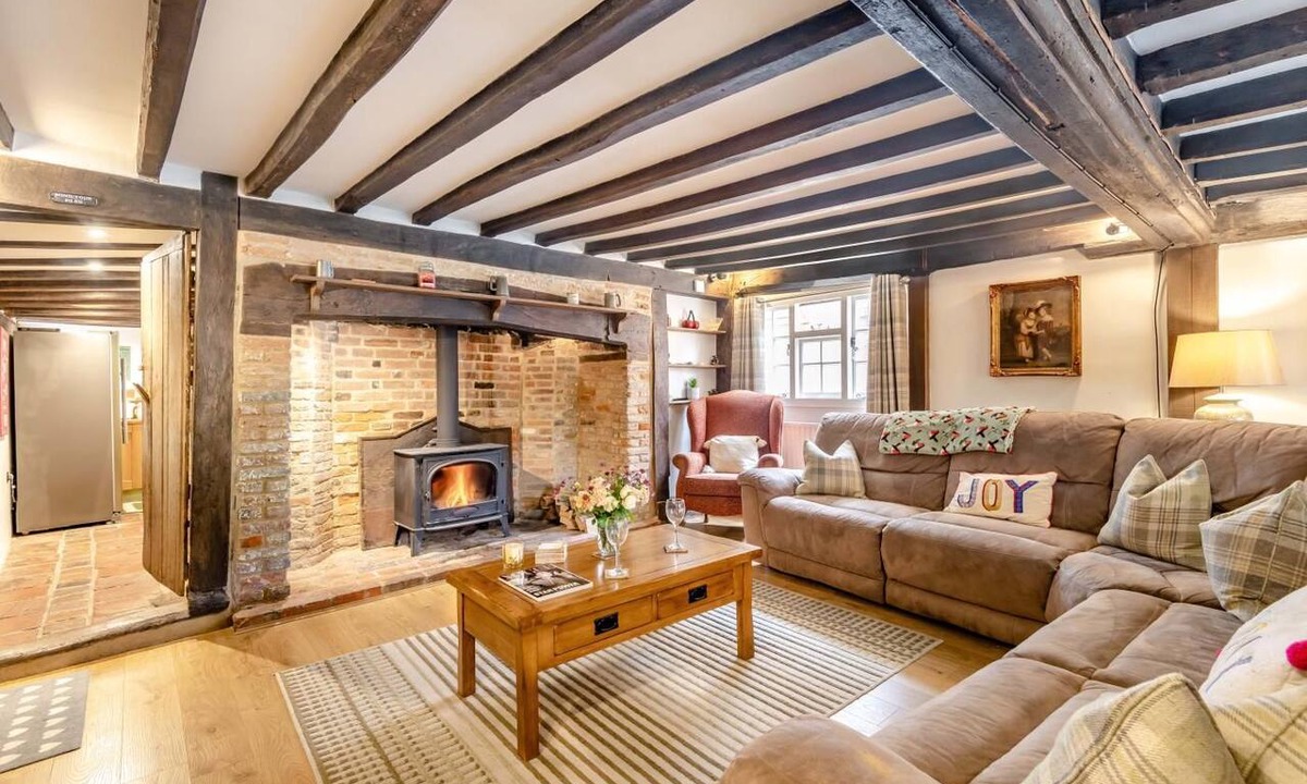 Bethersden Cottage | 4 Bed in Bethersden (oc-r44852)