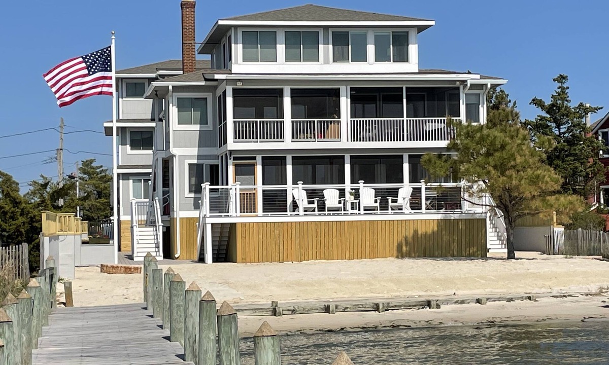 Dewey Beach Condo | 4 Br Luxury Direct Bayfront-Screen Porch, Sundeck, Beach, Pier, Walk everywhere!