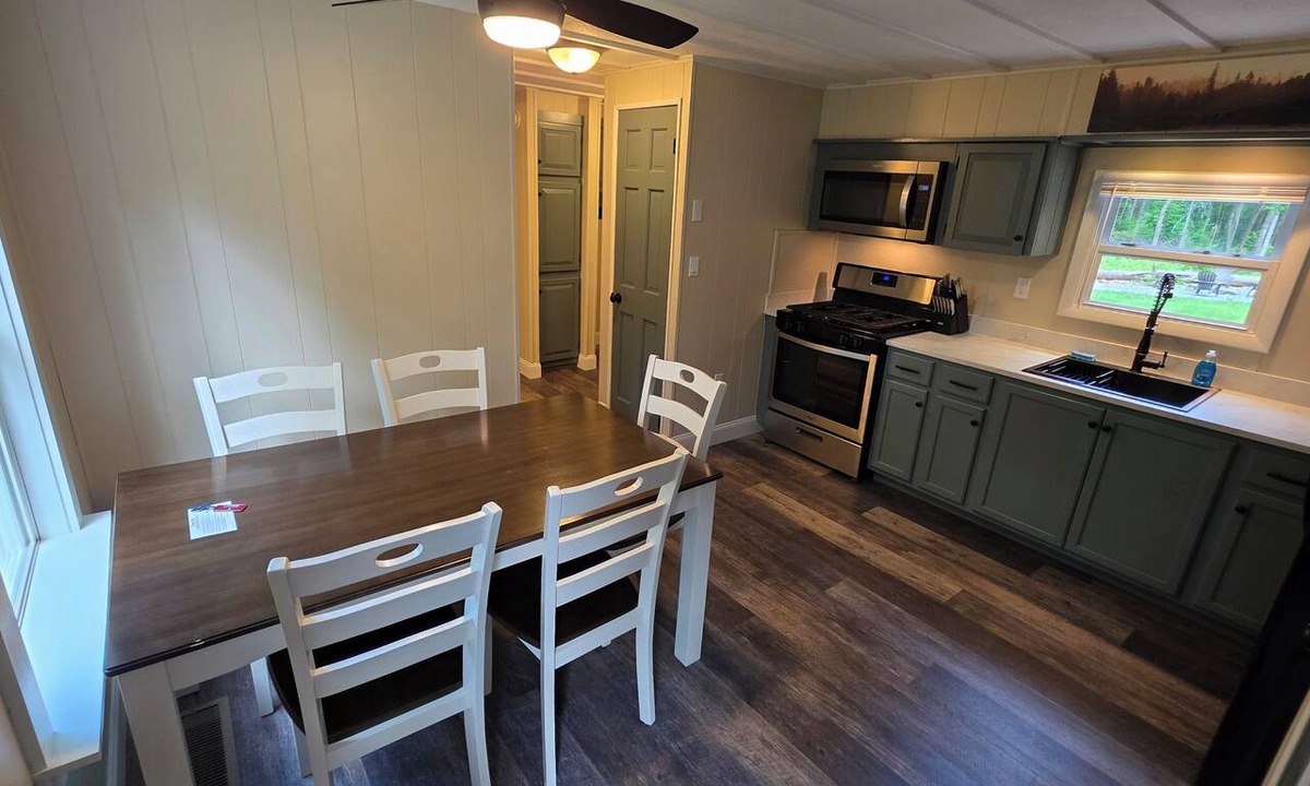 Abbot Hotel | Abbot Trailside Lodging