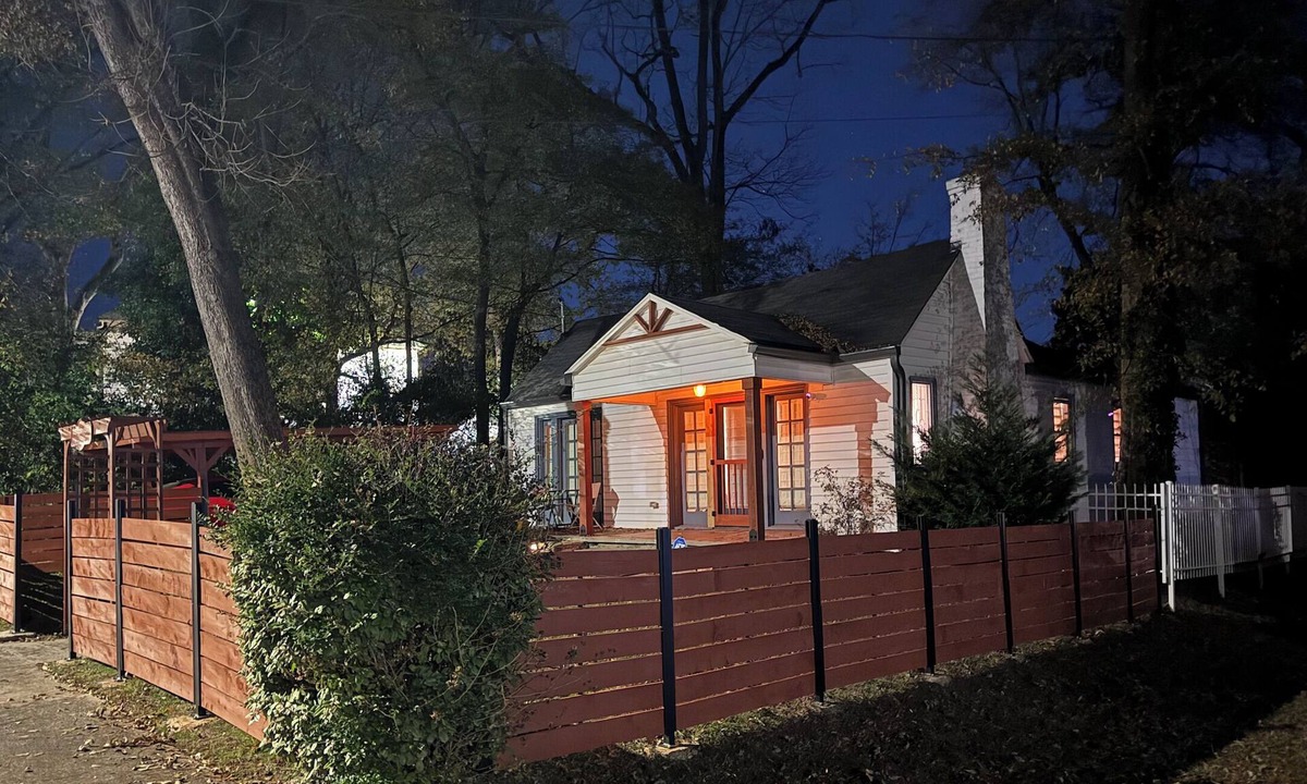 College Park House | Airport Oasis Cottage