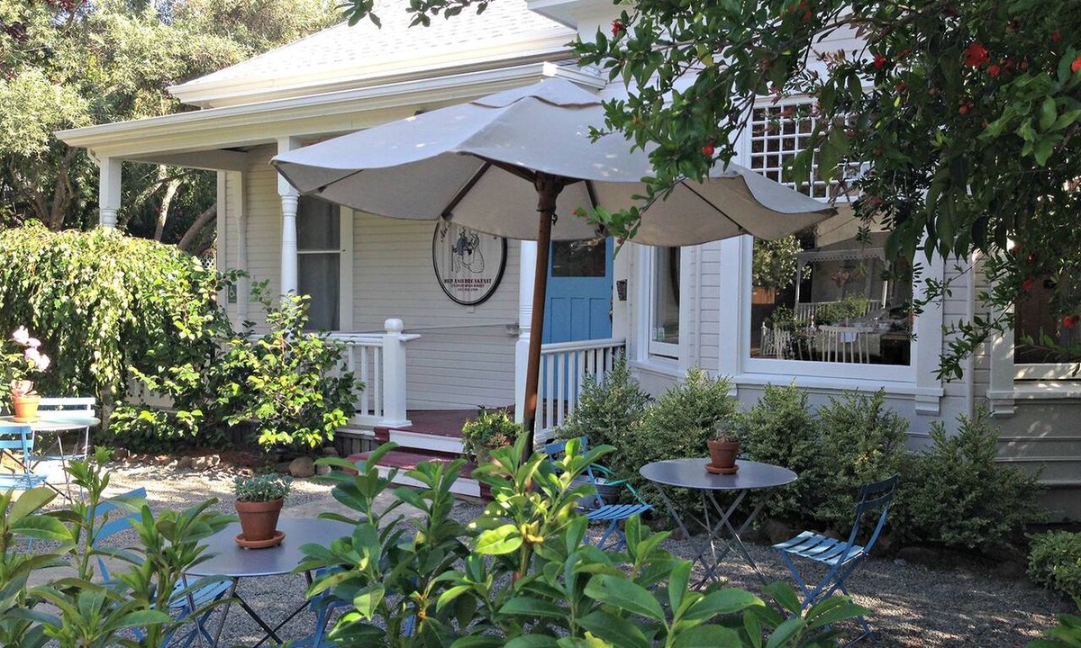 Sonoma House | An Inn 2 Remember