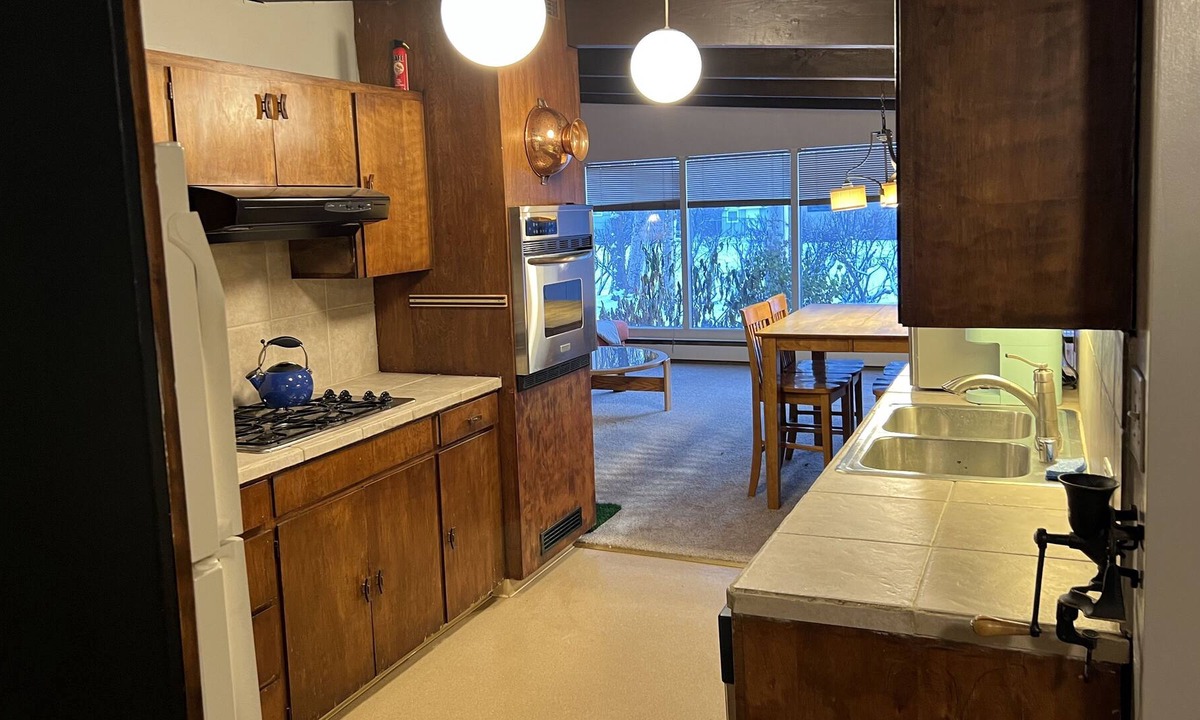 Midtown Anchorage House | Arctic Bungalow