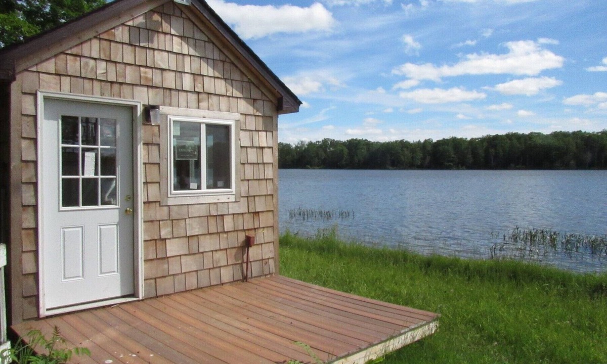 Lupton Cabin | Arrowhead Lake Camp - Lake Side Cabin On The Water