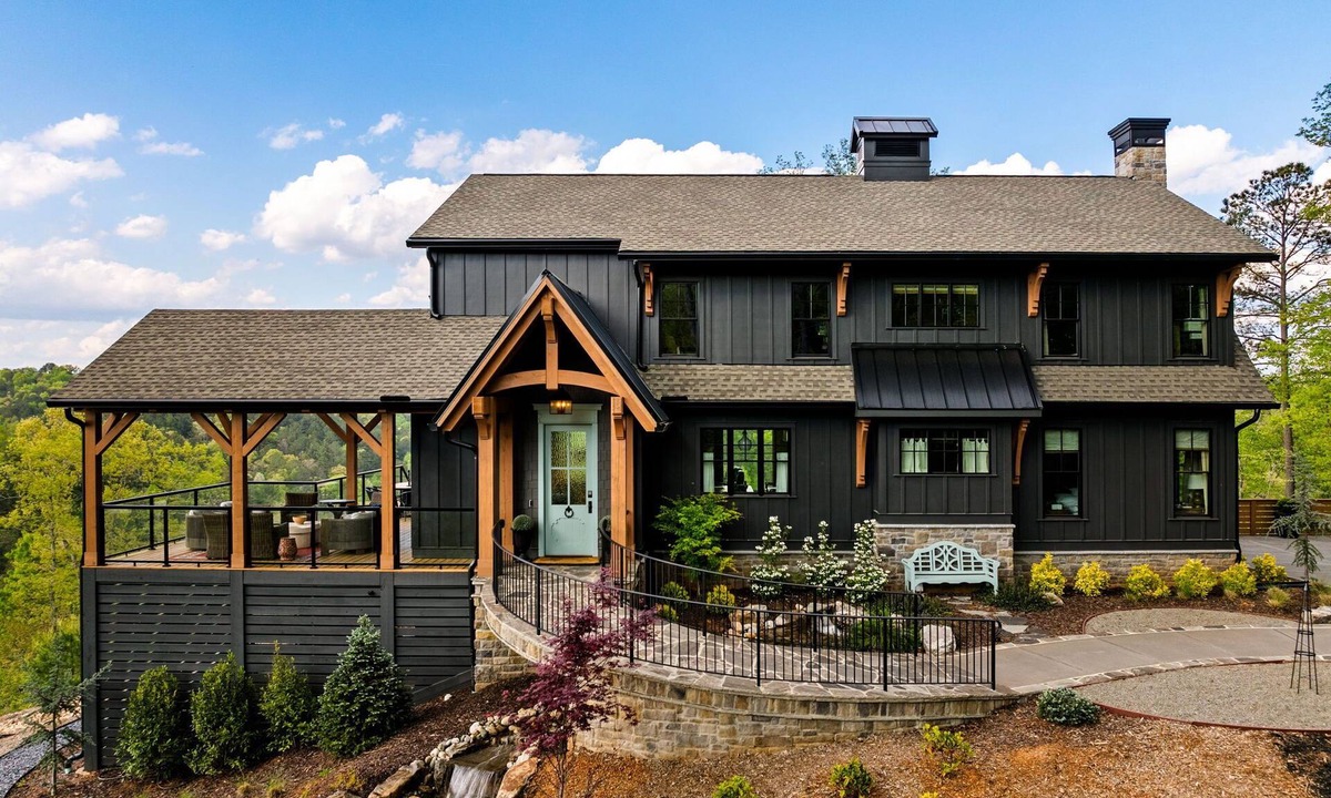 Ellijay Cabin | Artist-Designed Mountain Lodge w/Views, Hot Tub, Firepit & Game Room