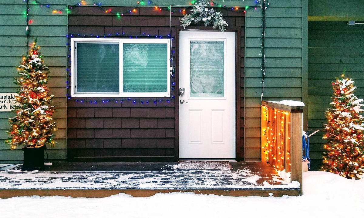 Fairbanks House | Aspen Woods BUNGALOW Suite, Monthly stay discount, 86 -5 Star reviews, est. 2018