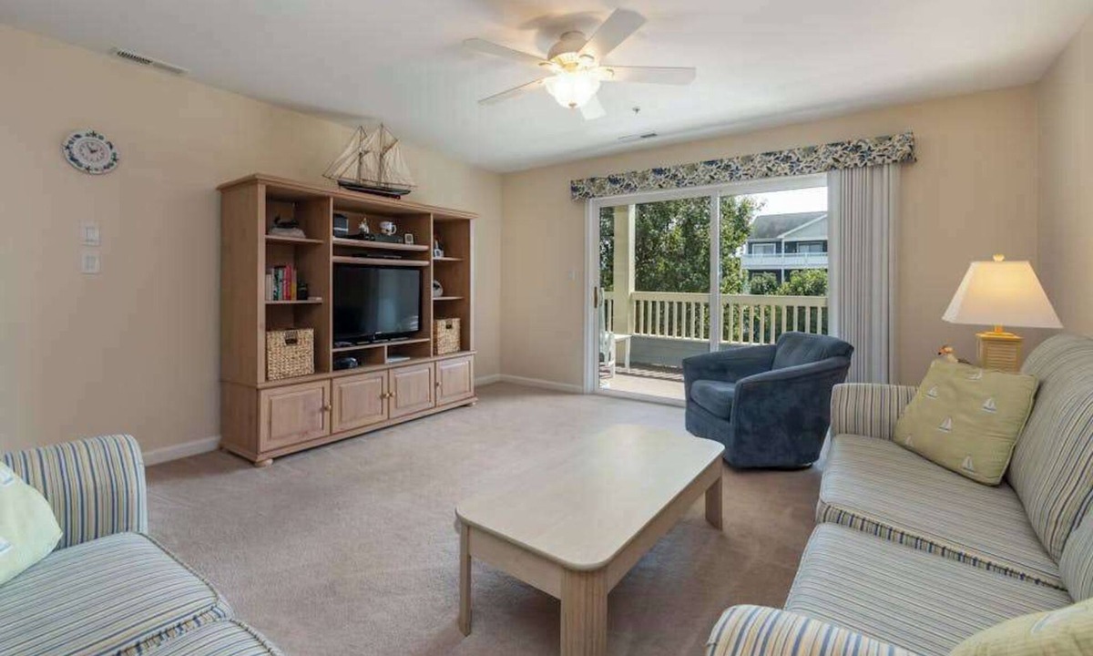 Heron Harbour Isle Condo | Baywatch I - 201B