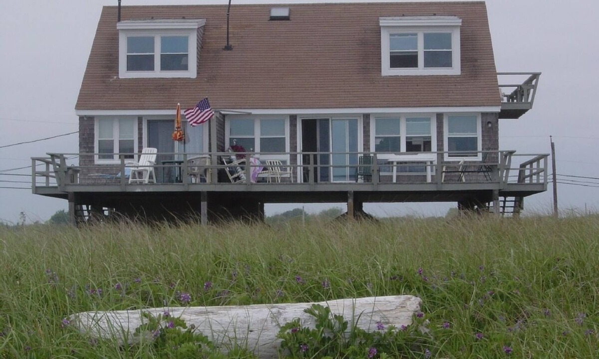 Charlestown Cottage | Beachfront 6-bedroom cottage, Step right onto the beach! 30 min. to Newport.
