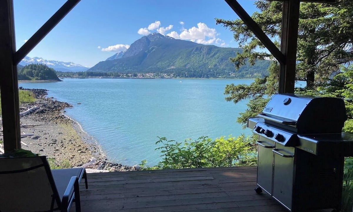 Haines Cabin | Beachroadhouse