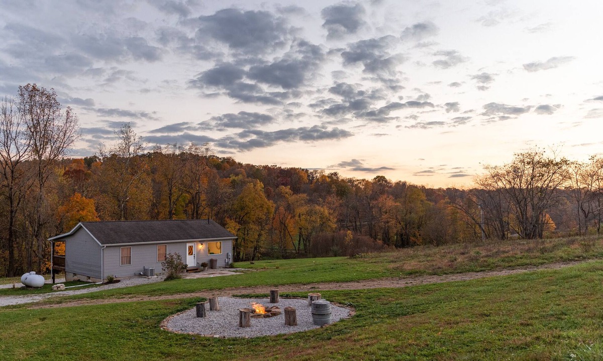 Butler House | Beautiful, Stylish 3BR Near Mohican & Pleasant Hill Lake!