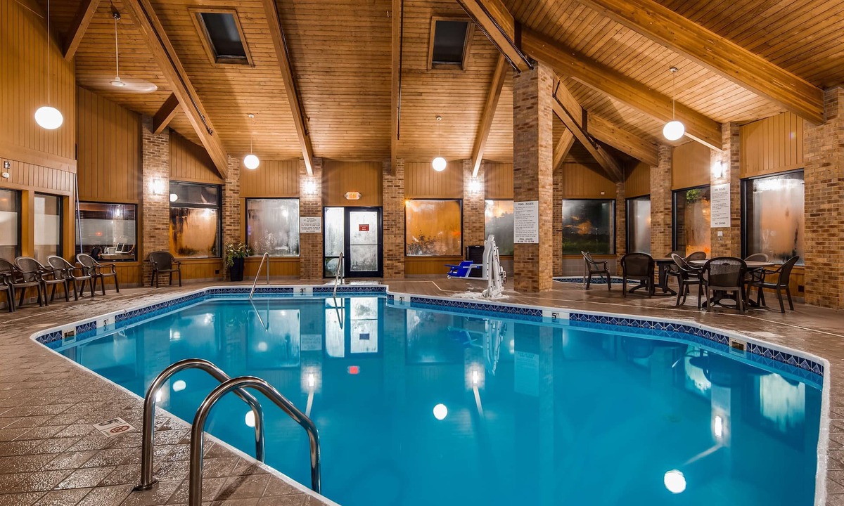 Hebron Hotel | Best Western Lakewood Inn