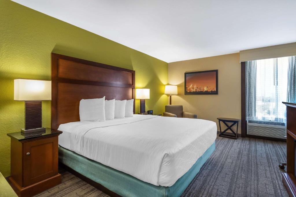 Energy Corridor Hotel | Best Western Plus Houston Energy Corridor