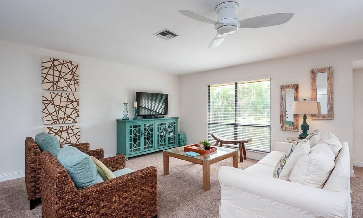 Sanibel Condo | Blind Pass Condos at Bowman's Beach D205 on beautiful Sanibel Island