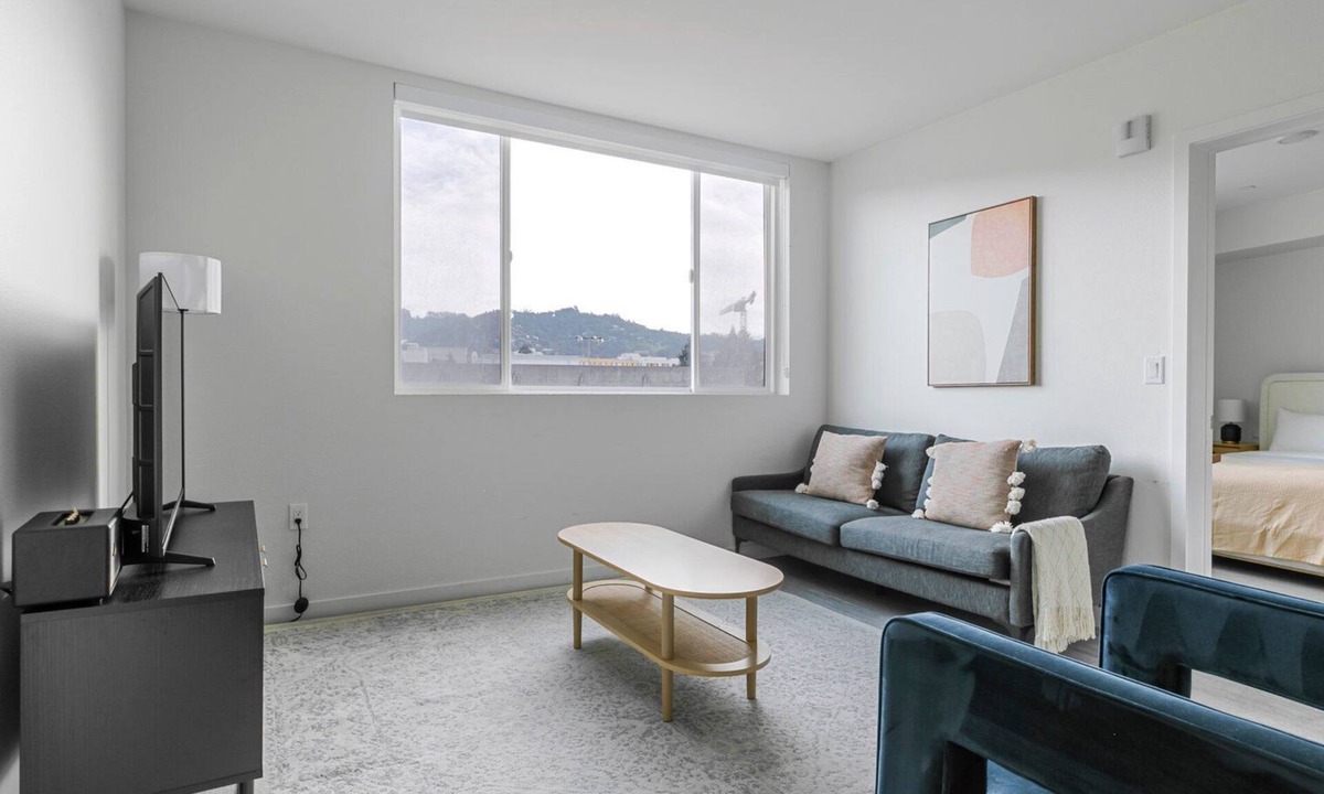 Downtown Berkeley Apartment | Blueground | Downtown Berkeley, rooftop, nr UC Berkeley