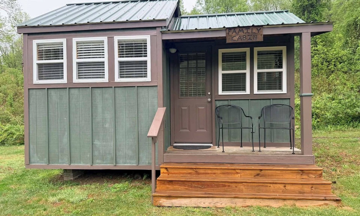 Newland Cabin | Buck Hill Campground Family Camping Cabin