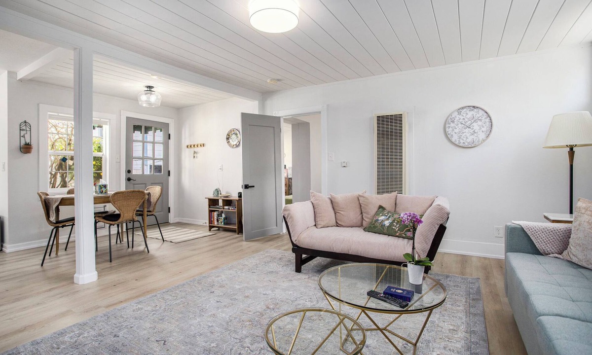 West Alameda Cottage | Charming 1-bedroom cottage in Alameda