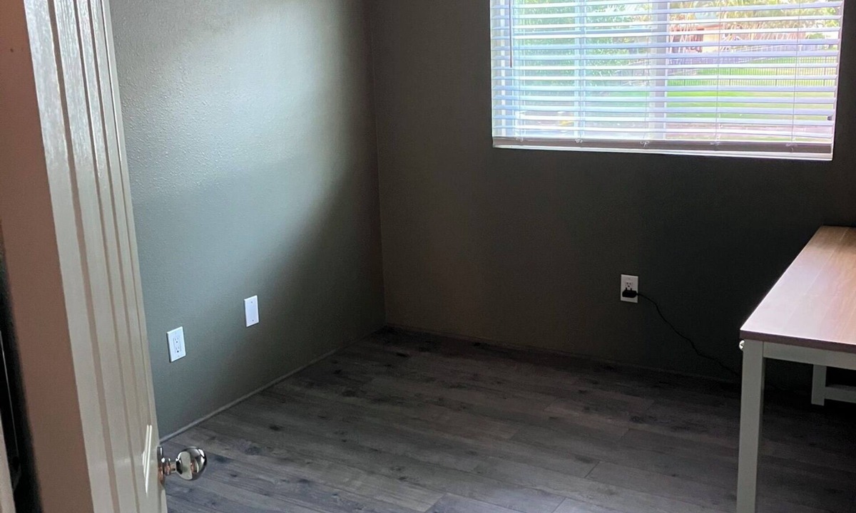 Ewa House | Charming 3-bedroom townhome with AC, WiFi in serene Ewa Beach