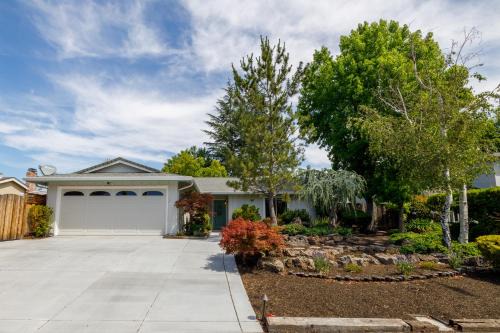 San Ramon Villa | Cheerful 3 bedrooms 2bathrooms Single Family house