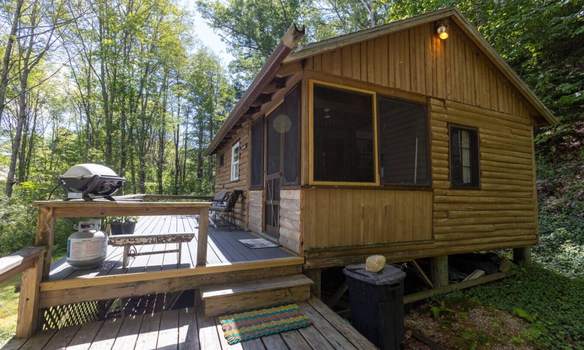 Boothbay Cabin | Chesuncook Cabin by Sea Maine