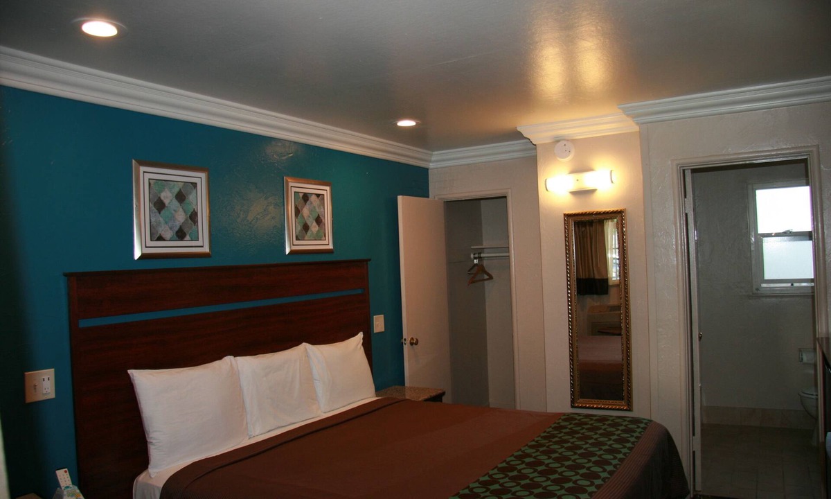 Chinatown Hotel | Civic Center Lodge