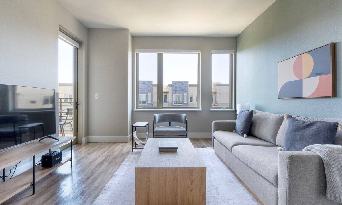Mountain View Apartment | Classic Mountain View 2BR w/Gym & Pool, nr Restaurants, by Blueground