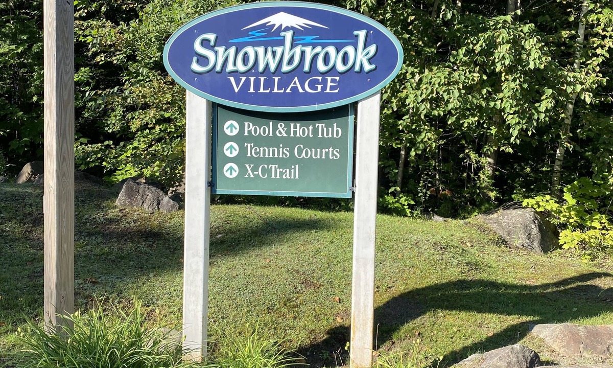 Carrabassett Valley Condo | Clean, Comfortable, Ski-in, Ski-out Snowbrook Village Condo