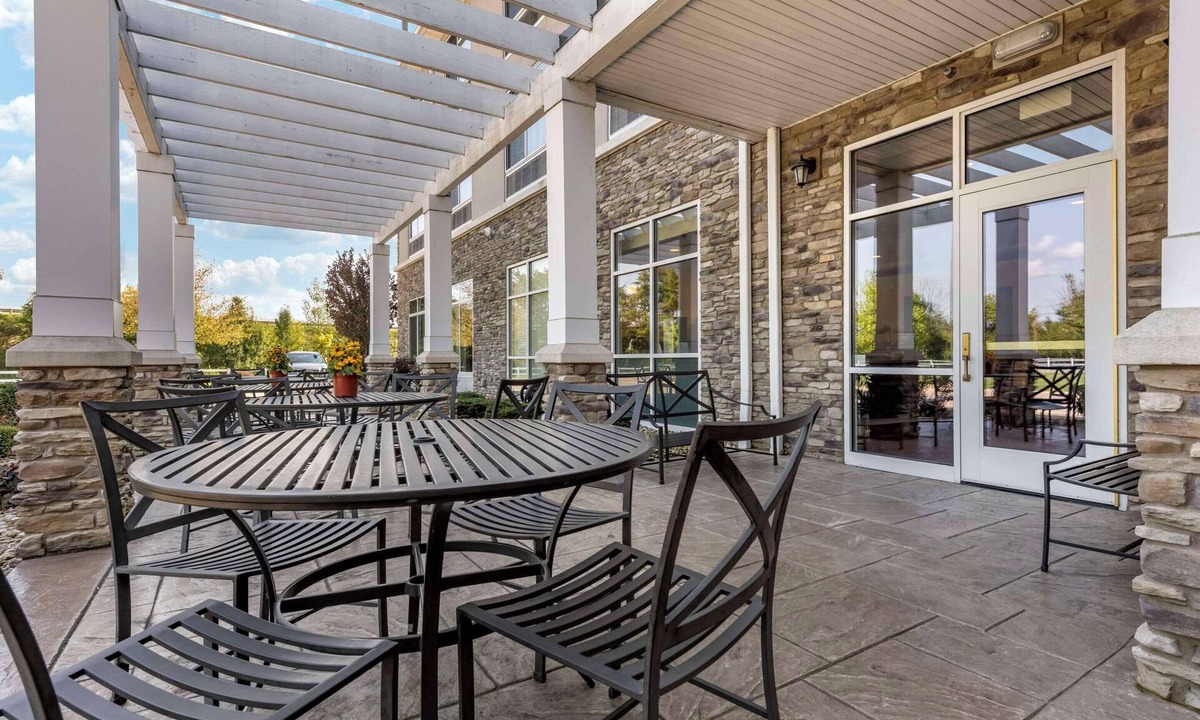 Dover Hotel | Comfort Inn & Suites Dover