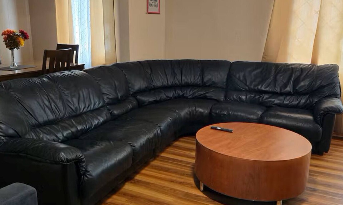 Dayton House | Cozy 2-bedroom house in adorable Dayton with AC