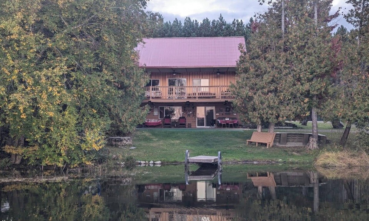 Monticello Cabin | Cozy Cabin on Conroy Lake in Monticello, Maine
