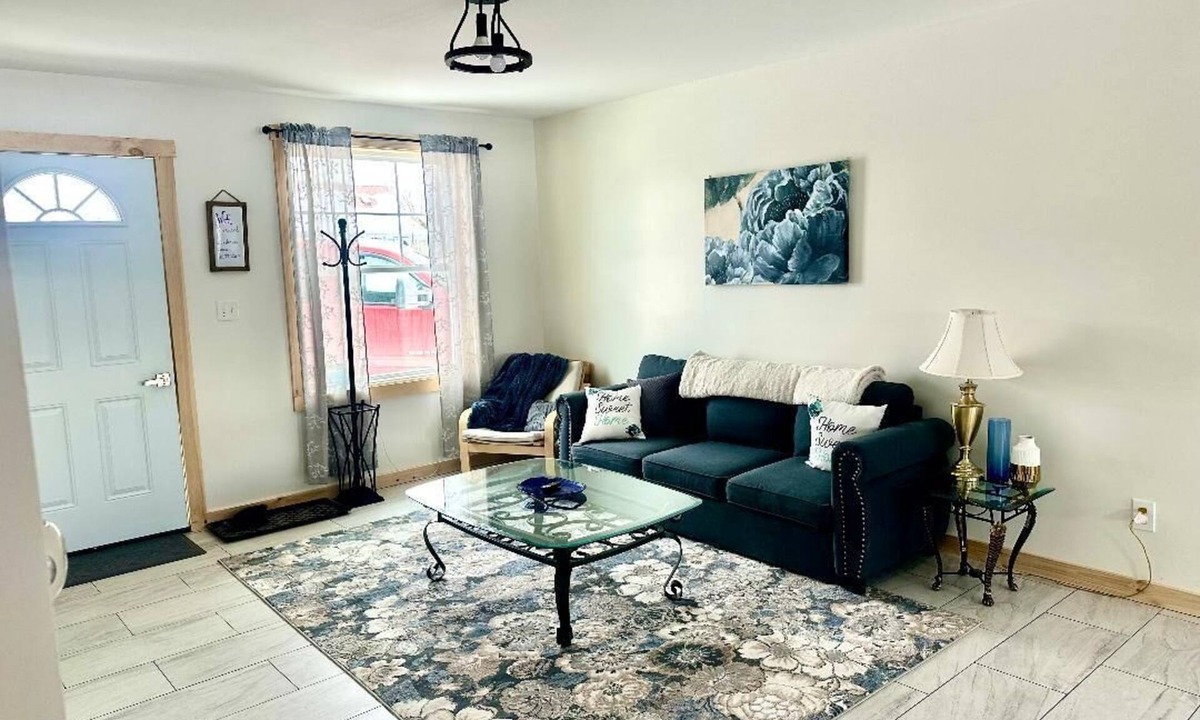 Smithfield Apartment | Cozy new 1 bedroom, queen bed, and queen sofa bed, washer/dryers. Radiant heat.