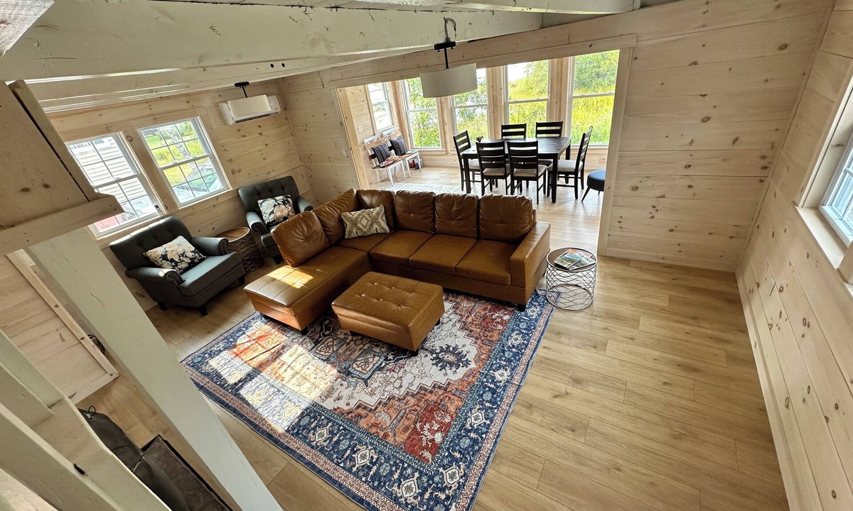 Orono Cottage | Cozy Newly Renovated Cottage On Pushaw Lake in Orono