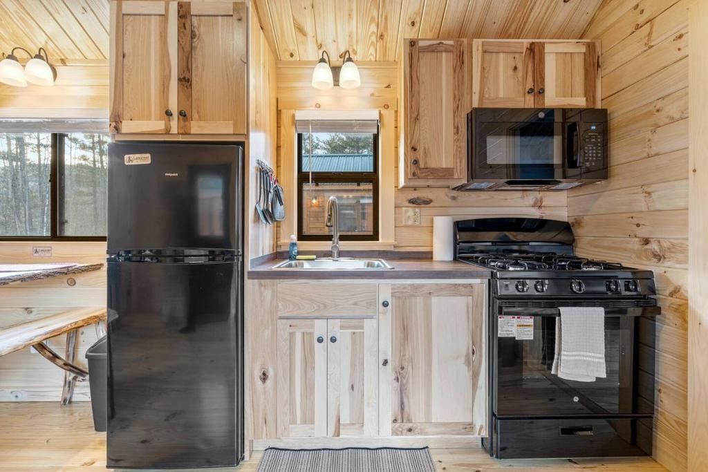 Bethel House | Cozy ski cabin #5 W/Bunk Room, 5 beds