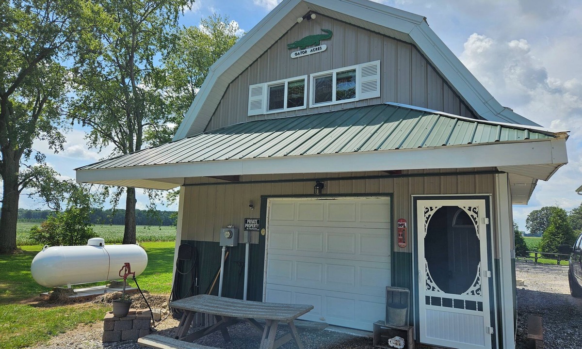Oak Harbor Apartment | Cozy studio 1 bed farm country apart cabin condo in Oak Harbor with AC