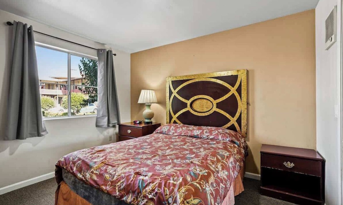 Fremont Apartment | (Cozy studio, 1BED, 1BA, w/ kitchen)