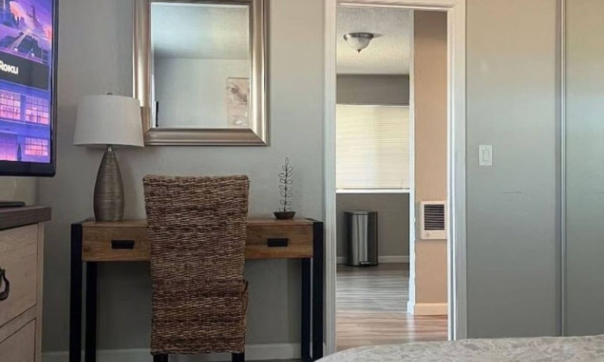 Oakland Apartment | Delightful 1-bedroom 1-bath apartment in vibrant Oakland near local hotspots