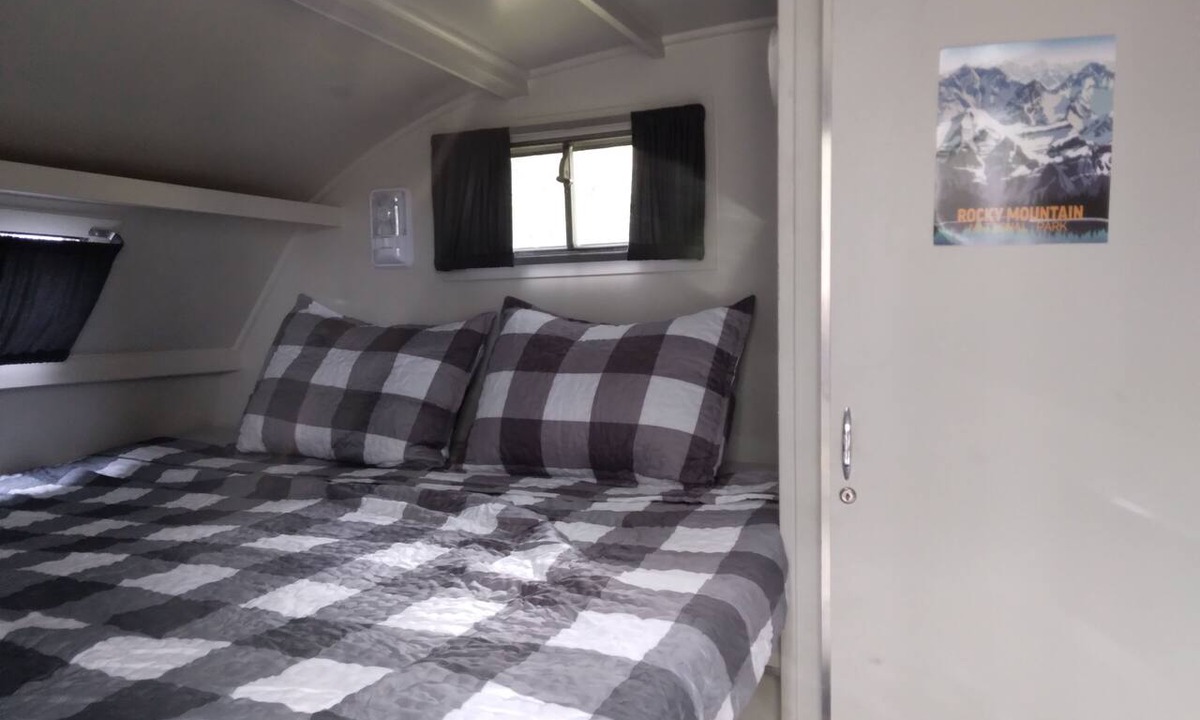 Willow House | Denali Scotty @ Creekside Campground