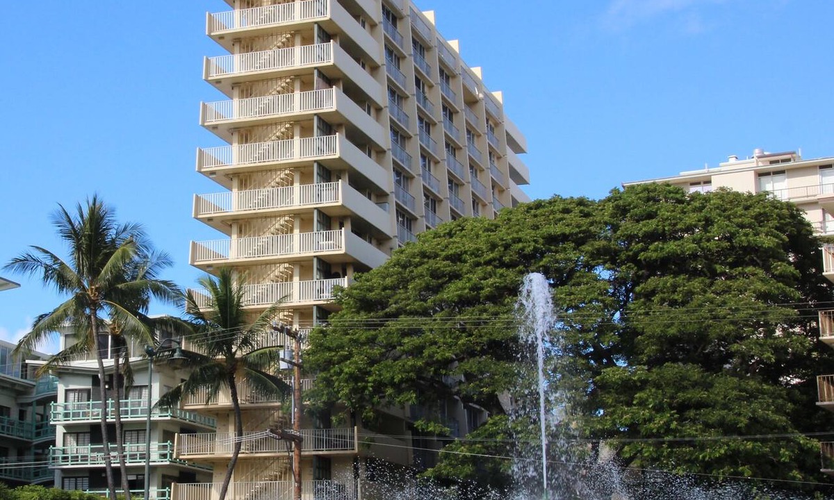 Diamond Head - Kapahulu - St. Louis Condo | Diamond Head Gem on the Gold Coast of Waikiki