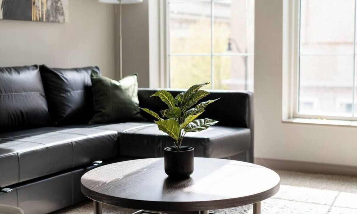 Uptown District Apartment | Downtown Luxury Apartment