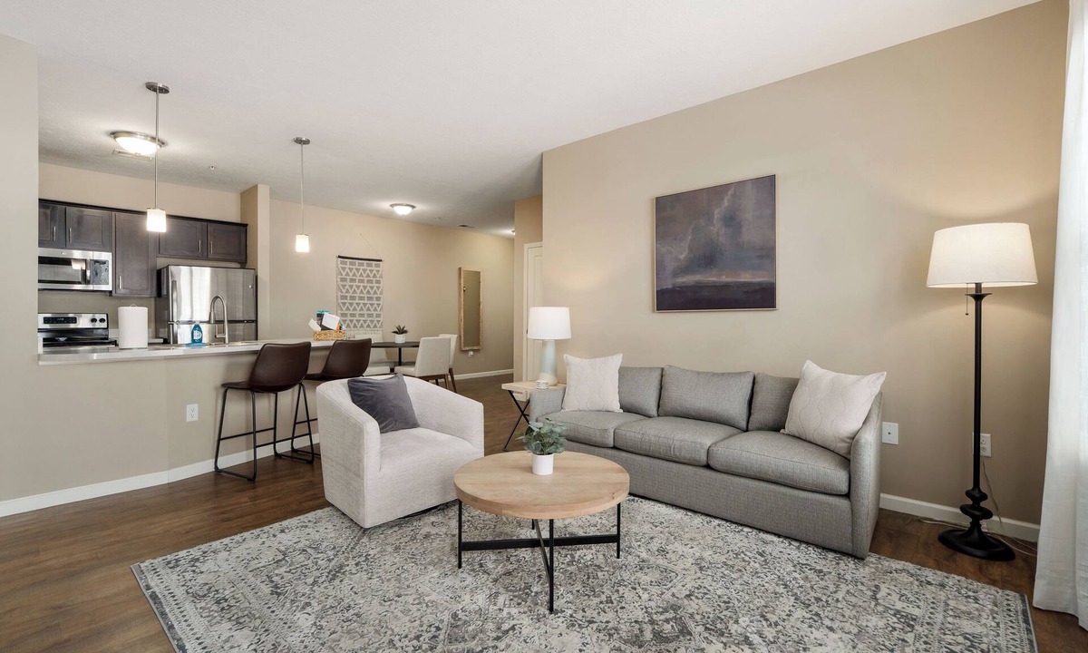 Tuttle West Apartment | Dublin 2BR | Pet friendly | 0 stairs | King bed