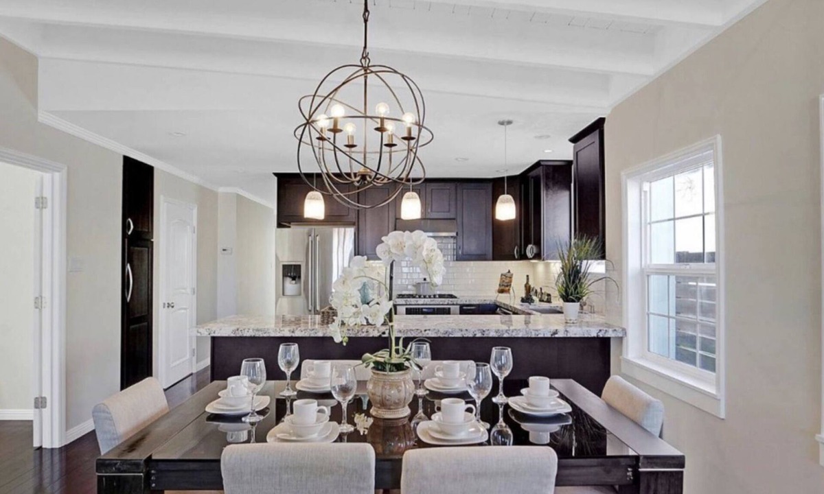 Westlake House | Elegant & Classy - Next to Ocean, Views, 10 beds 2 sofa beds+ Arcade & BBQ GRILL