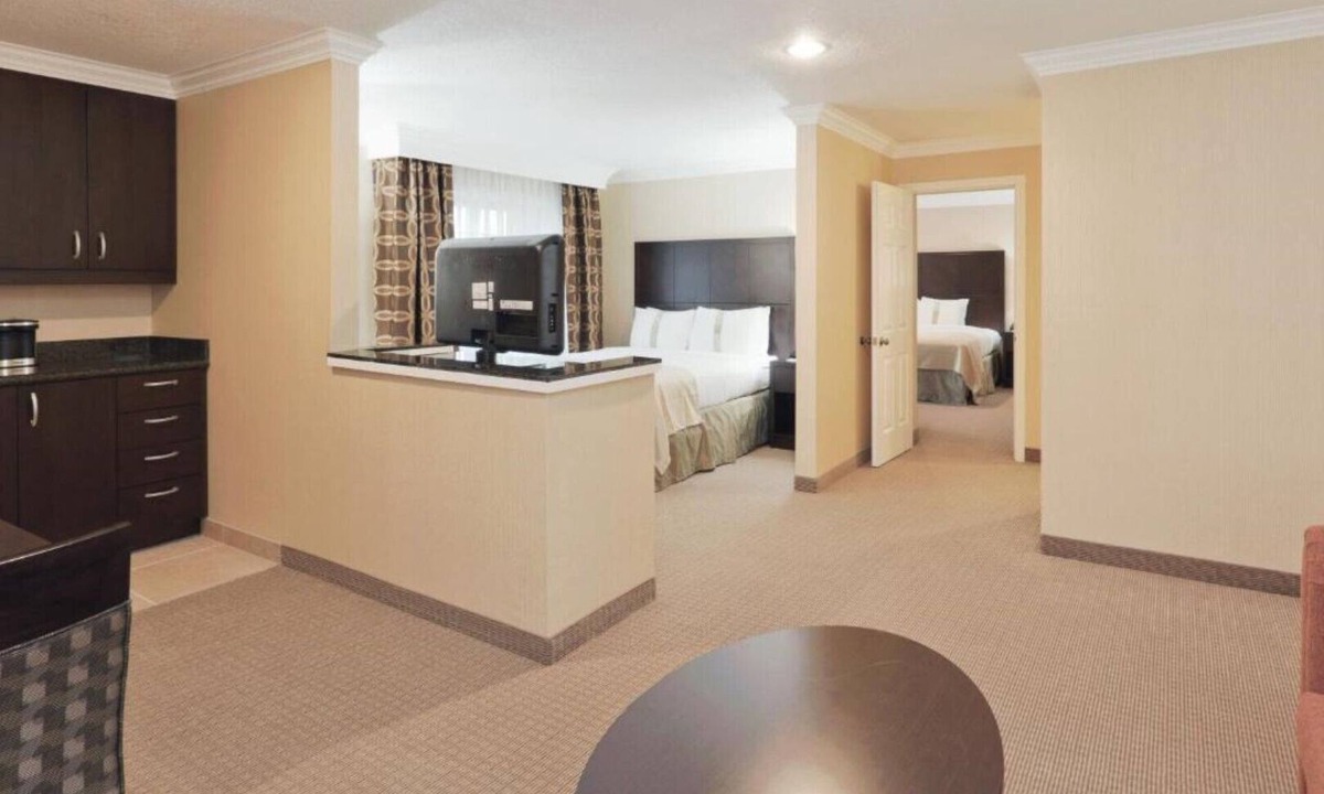 North Central House | Enjoy modern amenities at our room located near the CalTrain