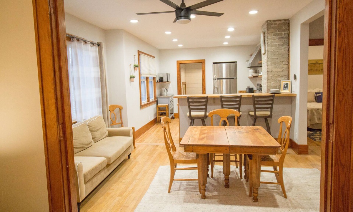 Frankenmuth House | Entire House with a hot tub within a block to Frankenmuth's Main street.