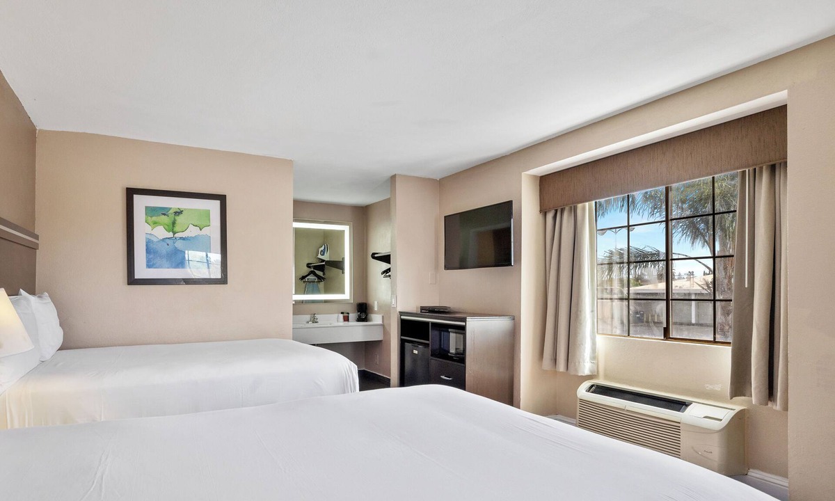 Milpitas Hotel | Executive Inn Hotel