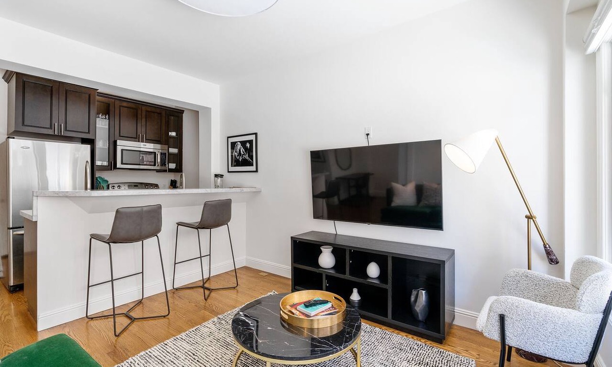 Financial District Apartment | Furnished Modern Rental Nob Hill FiDi: Studio/1BA Unit 1