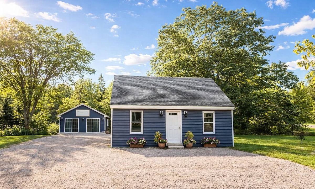 Milbridge House | Gateway to Acadia Renovated Milbridge Coastal Home